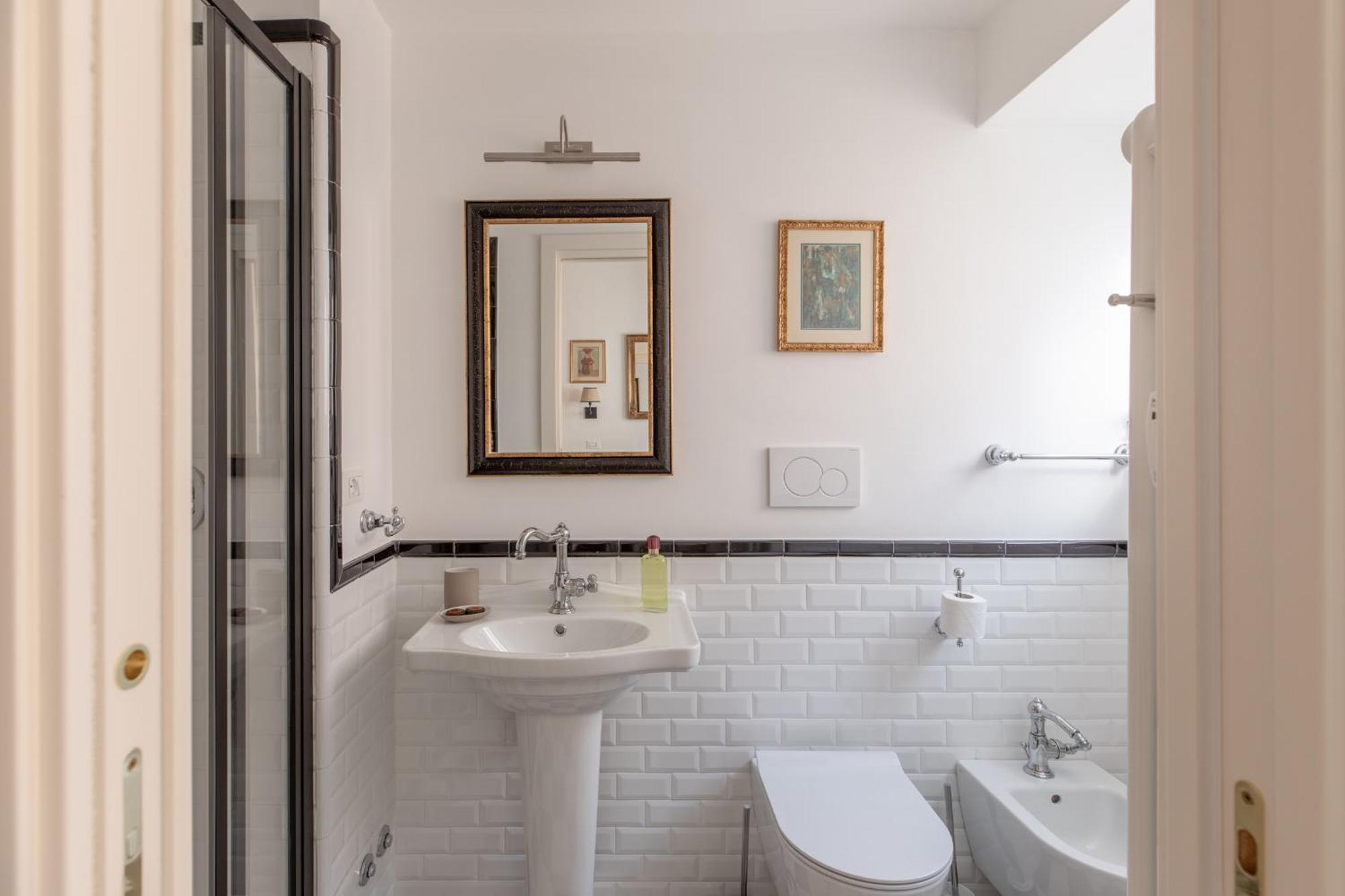 Iflat Charming & Spacious Flat In Trastevere Rome