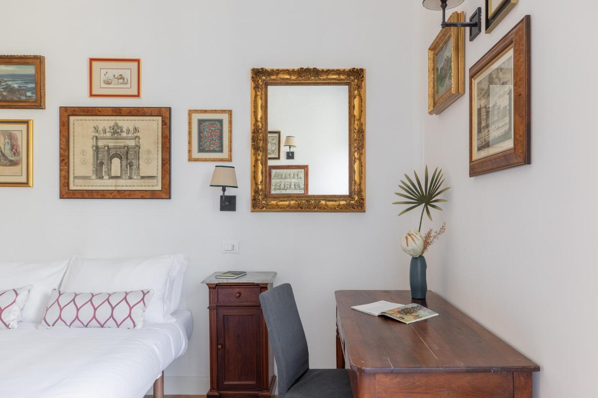 Iflat Charming & Spacious Flat In Trastevere Apartment *