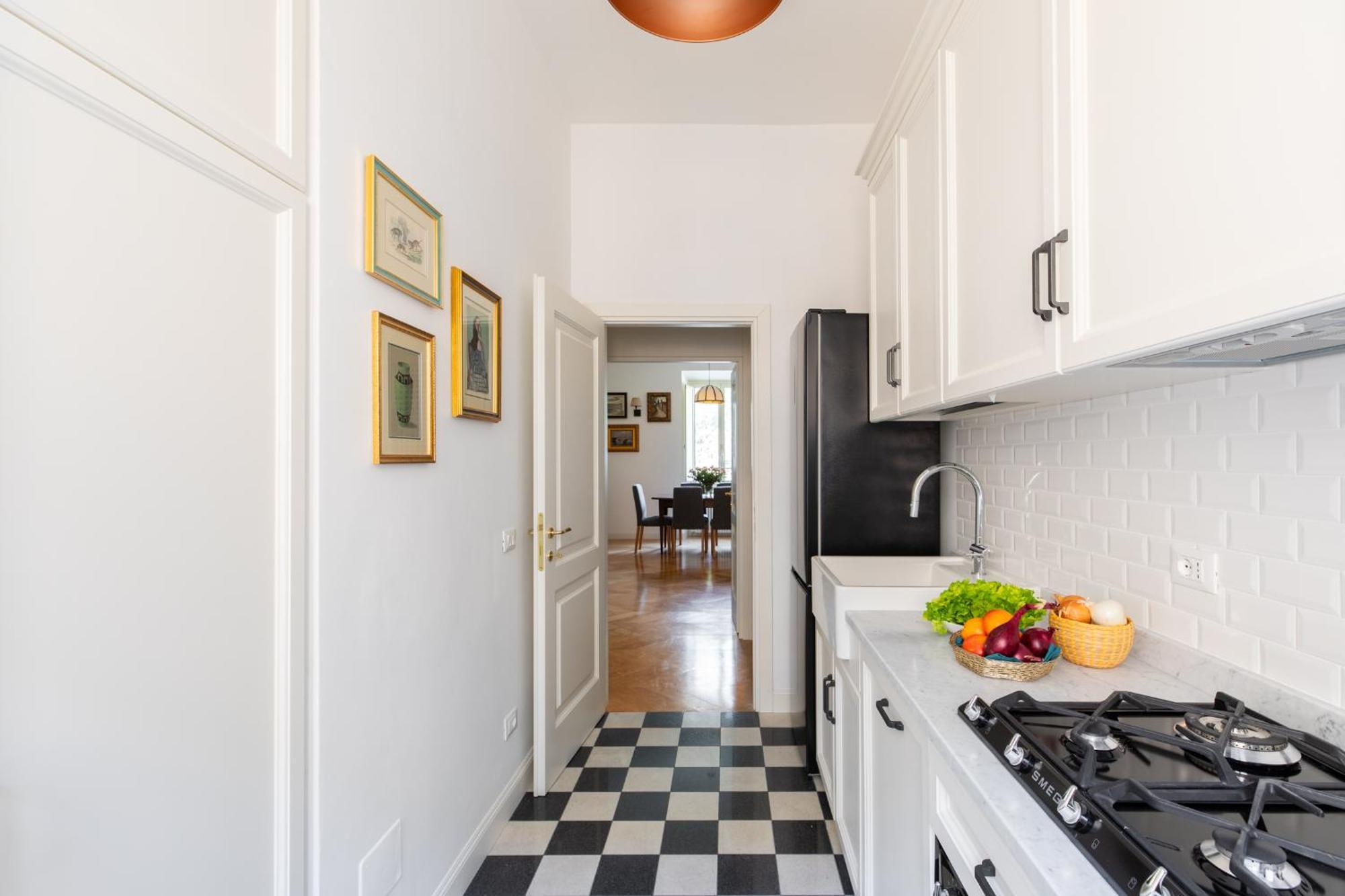 Apartment Iflat Charming & Spacious Flat In Trastevere