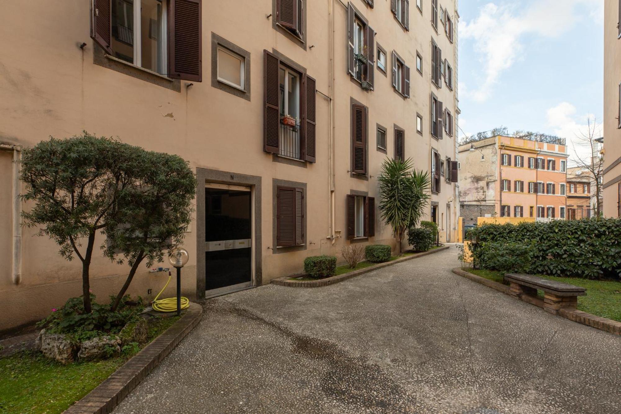 Iflat Charming & Spacious Flat In Trastevere Appartement Rome